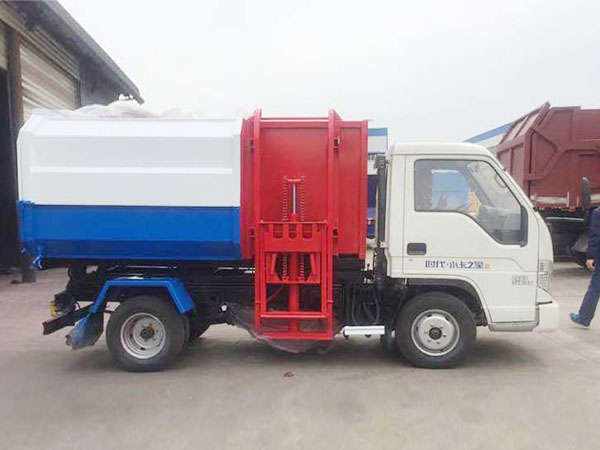 福田時代掛桶式垃圾車