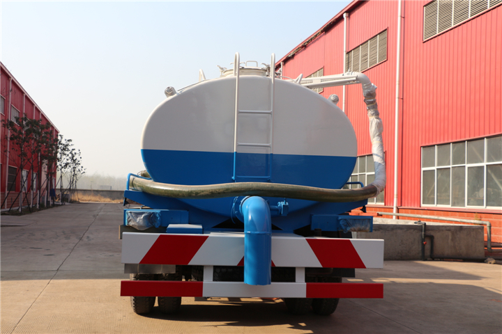 東風145國五10方吸糞車