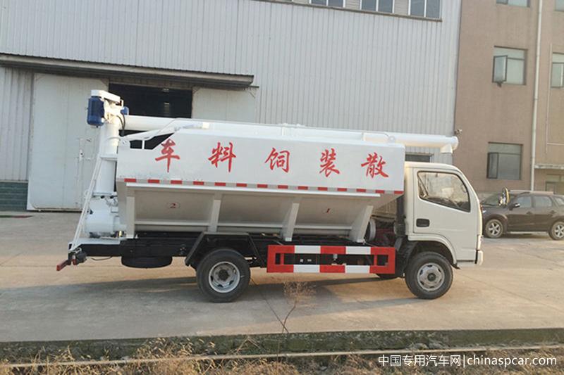廠區(qū)使用散裝飼料運(yùn)輸車