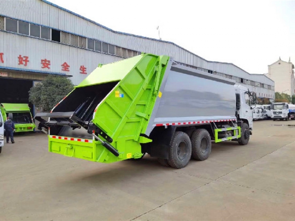 東風(fēng)專底國(guó)六后雙橋20方壓縮式垃圾車