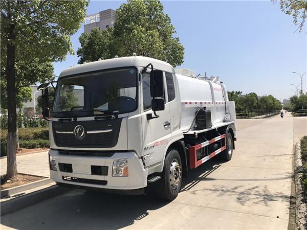 東風(fēng)天錦國六12方餐廚垃圾車(方罐)