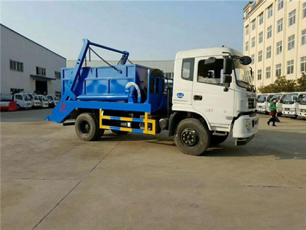 東風153擺臂式垃圾車(8-10方)