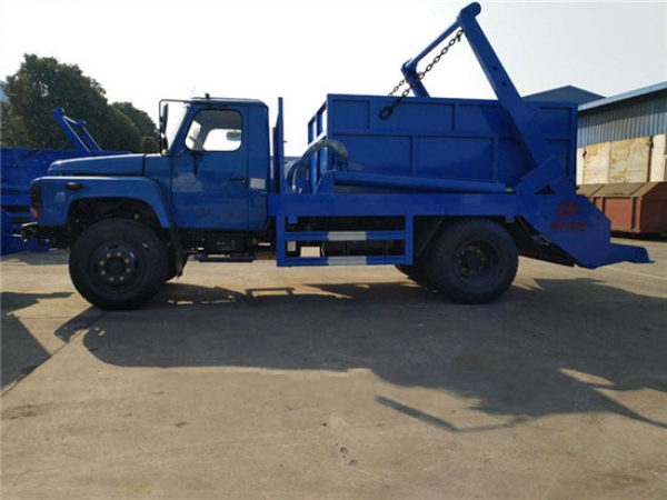 東風(fēng)尖頭140擺臂式垃圾車(8方)