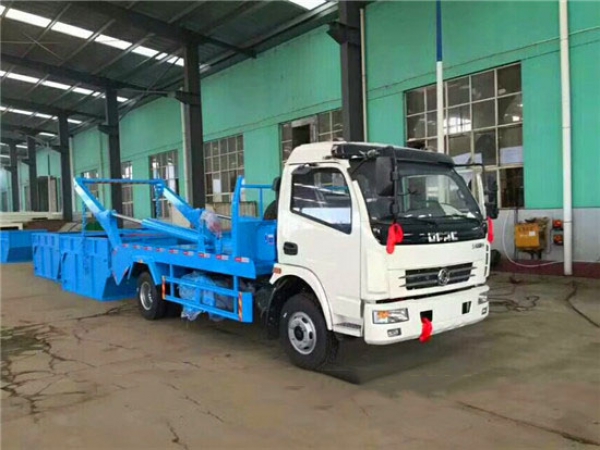 東風多利卡擺臂式垃圾車(6方)