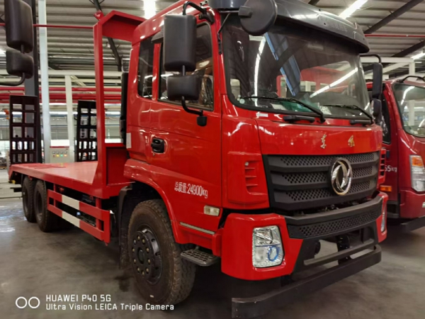 東風D17國五后八輪平板拖車