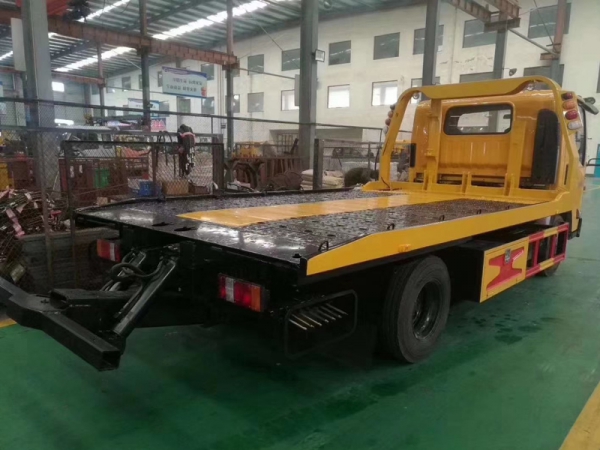 江鈴藍(lán)牌一拖二清障車