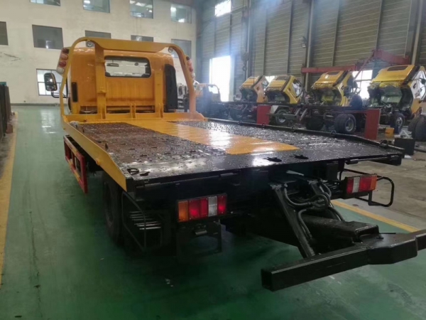 江鈴藍(lán)牌一拖二清障車