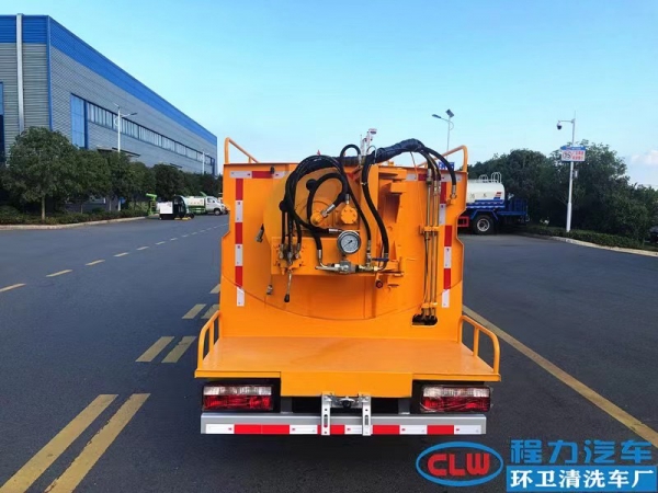 江淮地下室專用藍(lán)牌高壓清洗車(chē)