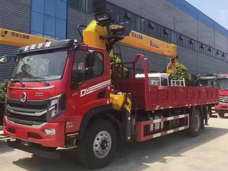 東風(fēng)D3V/T3單橋8噸隨車吊